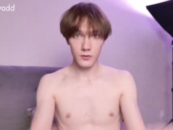 callmenineoneseven webcam model stream image