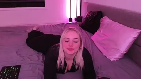 margot_robbie7 webcam stripchat model stream image