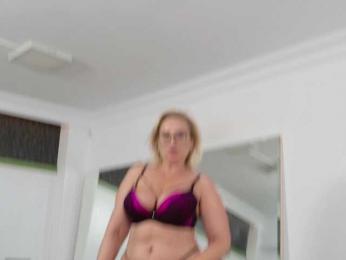 NathaliaNat webcam bongacams model stream image