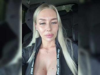 -Lovensesgirl- webcam bongacams model stream image