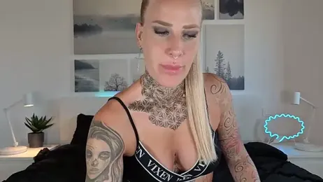 Lara-CumKitten webcam model stream image