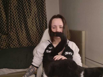 LunaL0ve webcam model stream image