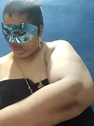 tamilthanushri webcam stripchat model stream image