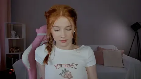 Leahsthetics webcam model stream image