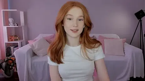 Leahsthetics webcam model stream image