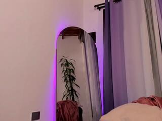 Samantha Ferrec webcam flirt4free model stream image