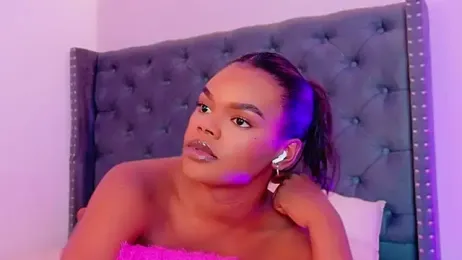 CamiEstrada webcam model stream image