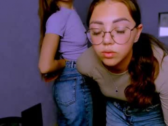 eva_smiith_ webcam model stream image