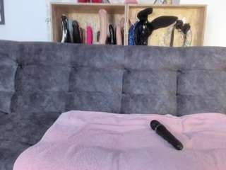 victoria-vega1 webcam model stream image