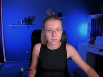 gloria_bubble webcam model stream image