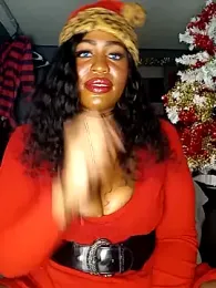 AmazonianMistress webcam model stream image