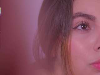 valery-roberts webcam model stream image