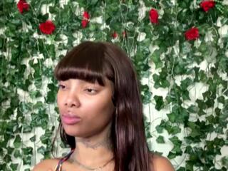 Simone Money webcam model stream image