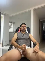 TroyeSavage webcam model stream image