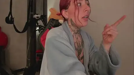 selene_red_ webcam stripchat model stream image