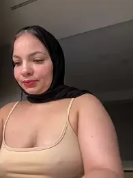 Layla_kaderr webcam model stream image