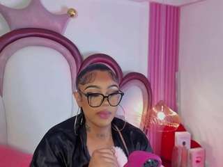 khelanyisyy webcam camsoda model stream image