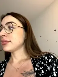 BellaBabyyy webcam stripchat model stream image
