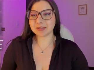 roxxanne-bail webcam model stream image