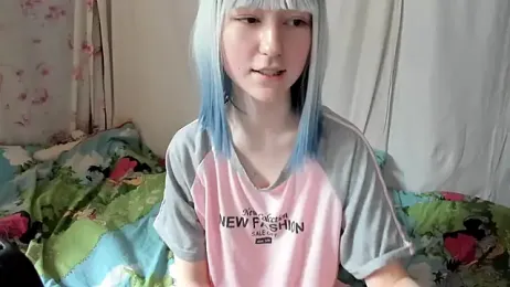 Yoonhee_Kiss webcam model stream image