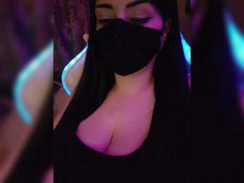 Estherr webcam model stream image