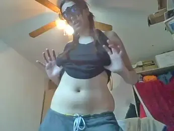 PearMaki webcam model stream image