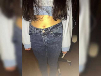 Alisia4 webcam model stream image