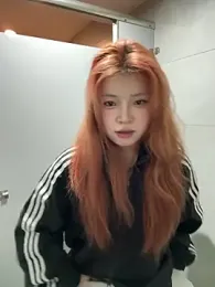 Rabbit-15 webcam stripchat model stream image