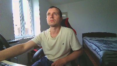 julien1800 webcam model stream image