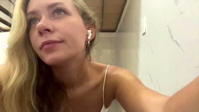 ChristaTolomeo webcam cam4 model stream image
