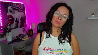 Helen_Wild webcam model stream image