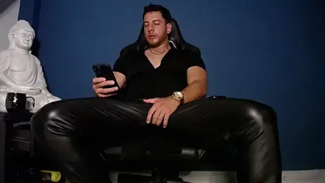 Maxxxpowerful webcam model stream image