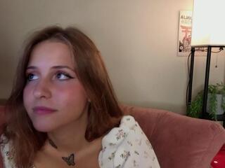Jaye Hartinger webcam model stream image