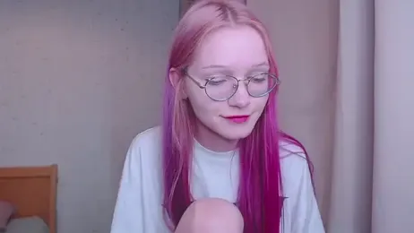 Cut1e-beauty- webcam model stream image