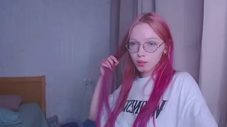 Cut1e-beauty- webcam model stream image