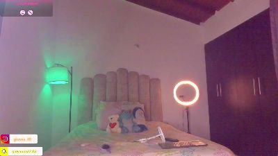 Gigi_30 webcam model stream image