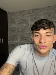 DavisFirb webcam model stream image