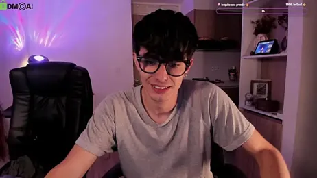 Mikeyvioleta_ webcam stripchat model stream image