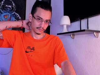 Yader Slim webcam model stream image