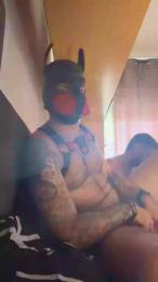 jacket_man webcam cam4 model stream image
