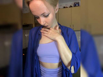 Kristinochka0316 webcam bongacams model stream image