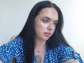 Annushka_ webcam model stream image