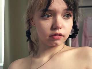 mandieeveler webcam model stream image