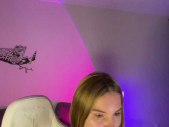 SquirtalPussy webcam model stream image