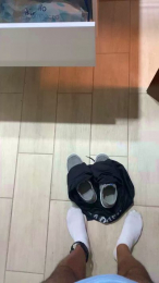 garguzja webcam model stream image