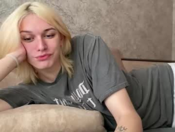 susan228 webcam model stream image