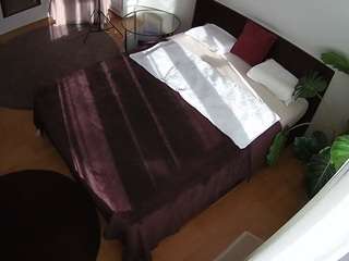 voyeurcam-julmodels-whitebed-5 webcam model stream image