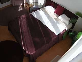 voyeurcam-julmodels-whitebed-5 webcam model stream image