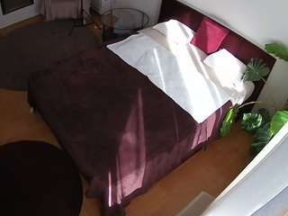 voyeurcam-julmodels-whitebed-5 webcam model stream image