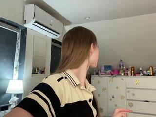 Diane Litle webcam model stream image